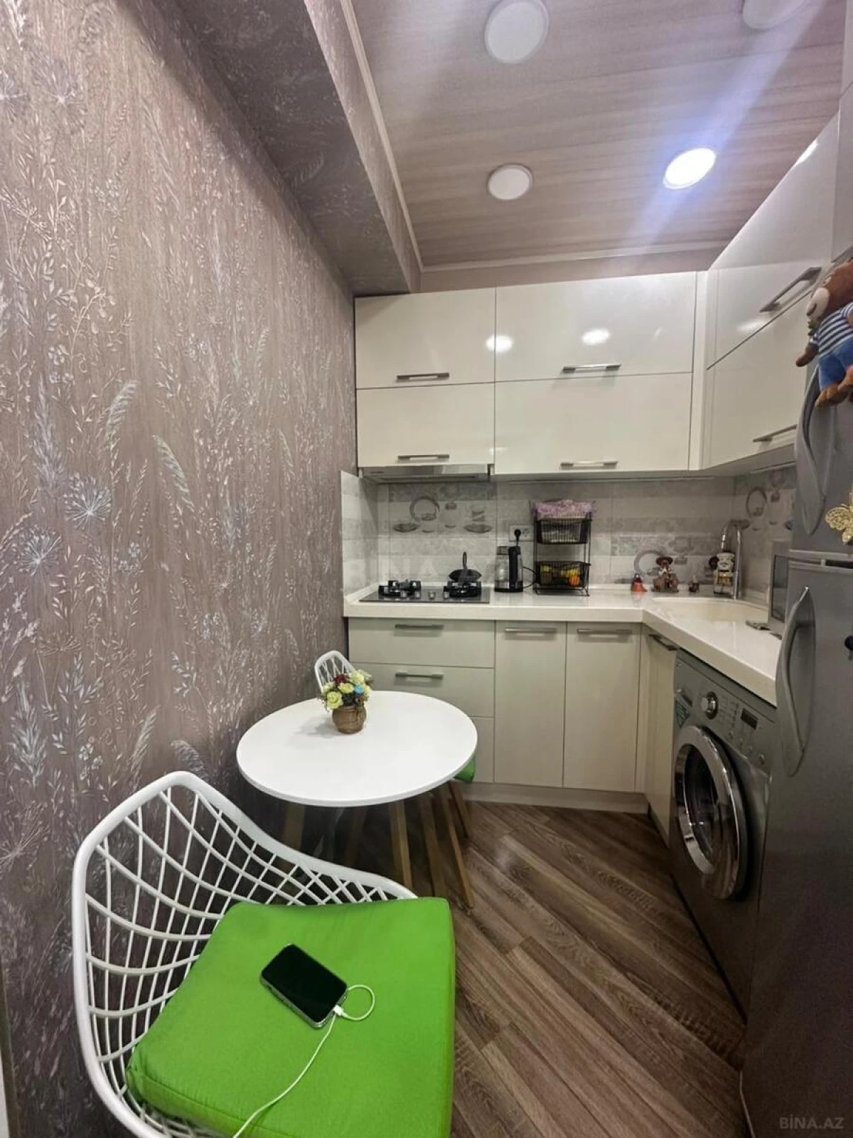 Satılır 2 otaqlı mənzil 66 m²