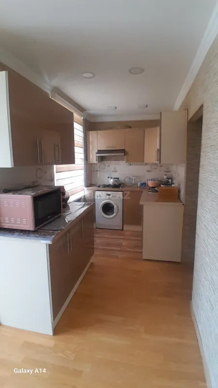 Satılır 3 otaqlı mənzil 64 m²
