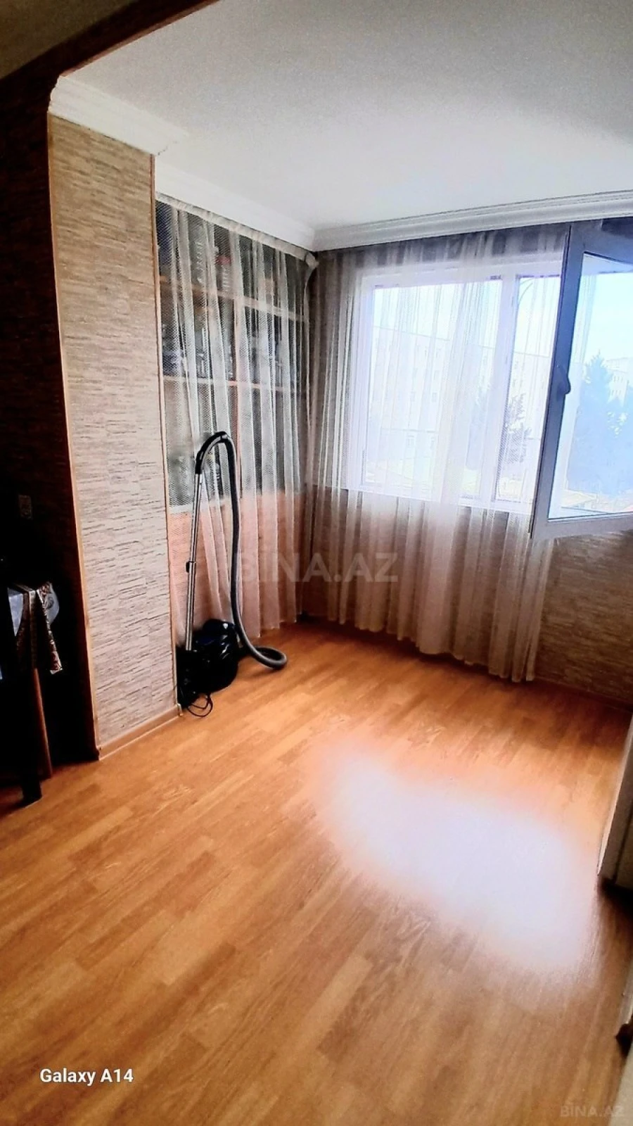 Satılır 3 otaqlı mənzil 64 m²