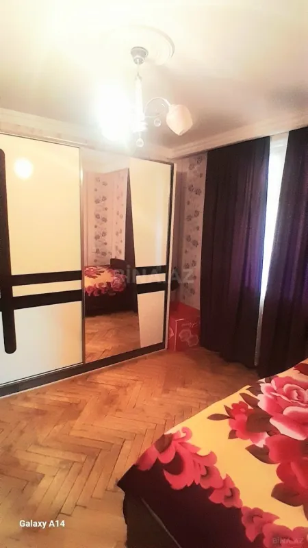Satılır 3 otaqlı mənzil 64 m²