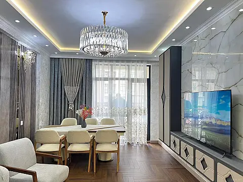 Satılır 3 otaqlı mənzil 129 m²