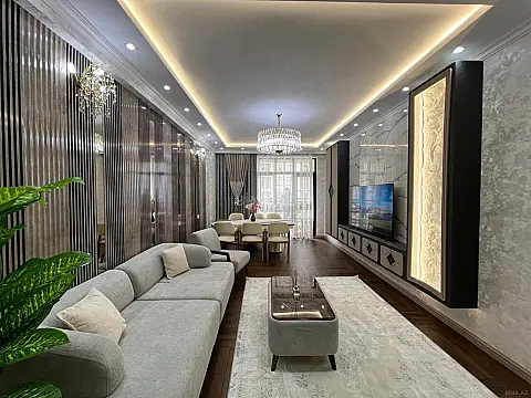Satılır 3 otaqlı mənzil 129 m²