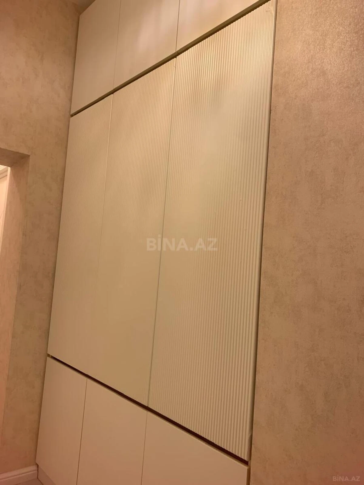 Satılır 2 otaqlı mənzil 66.5 m²