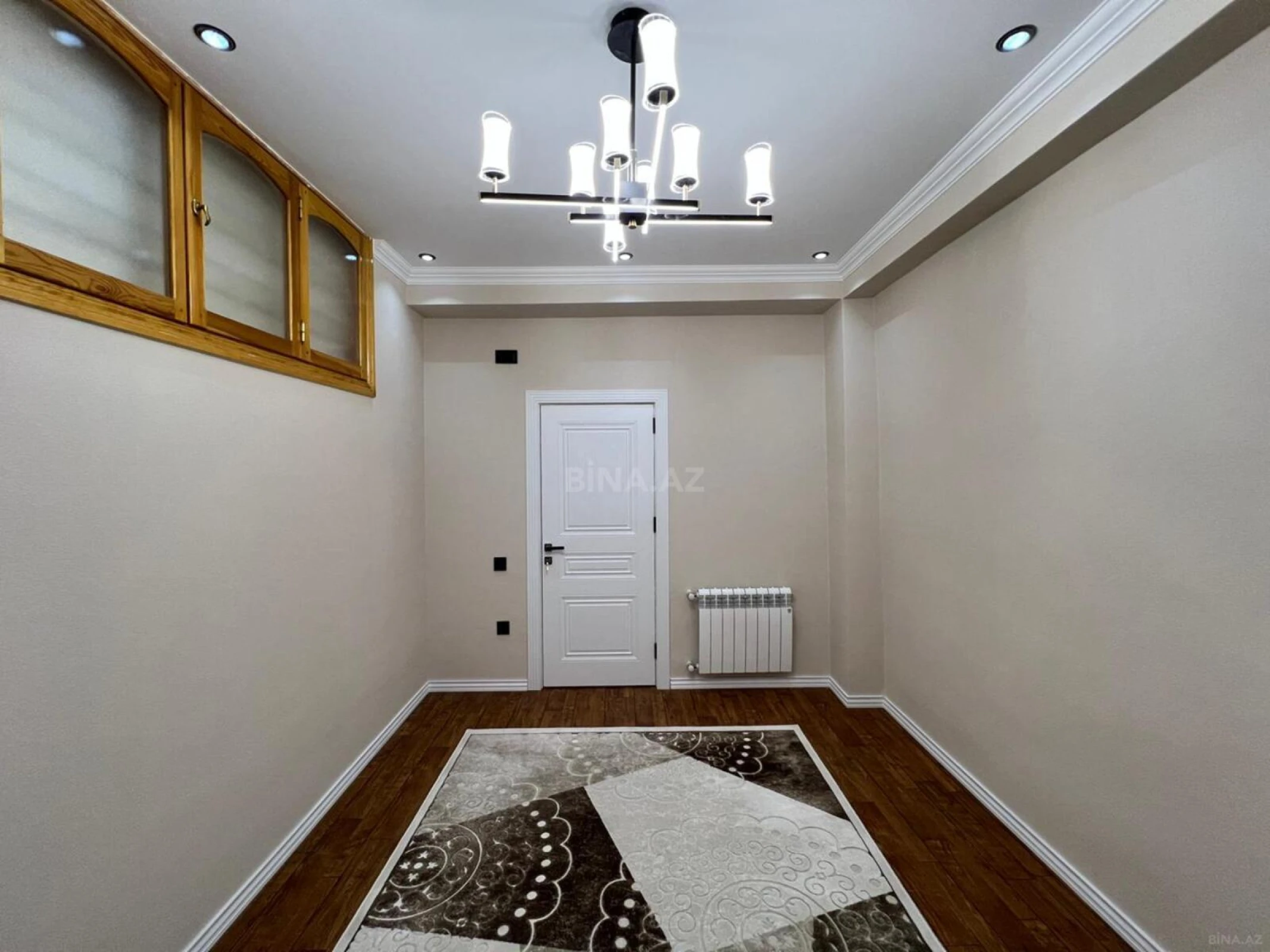 Satılır 2 otaqlı mənzil 70 m²