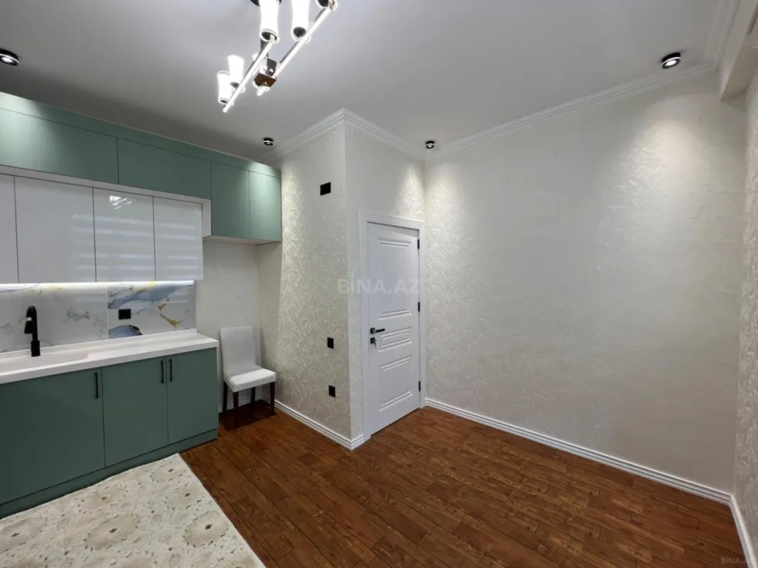 Satılır 2 otaqlı mənzil 70 m²