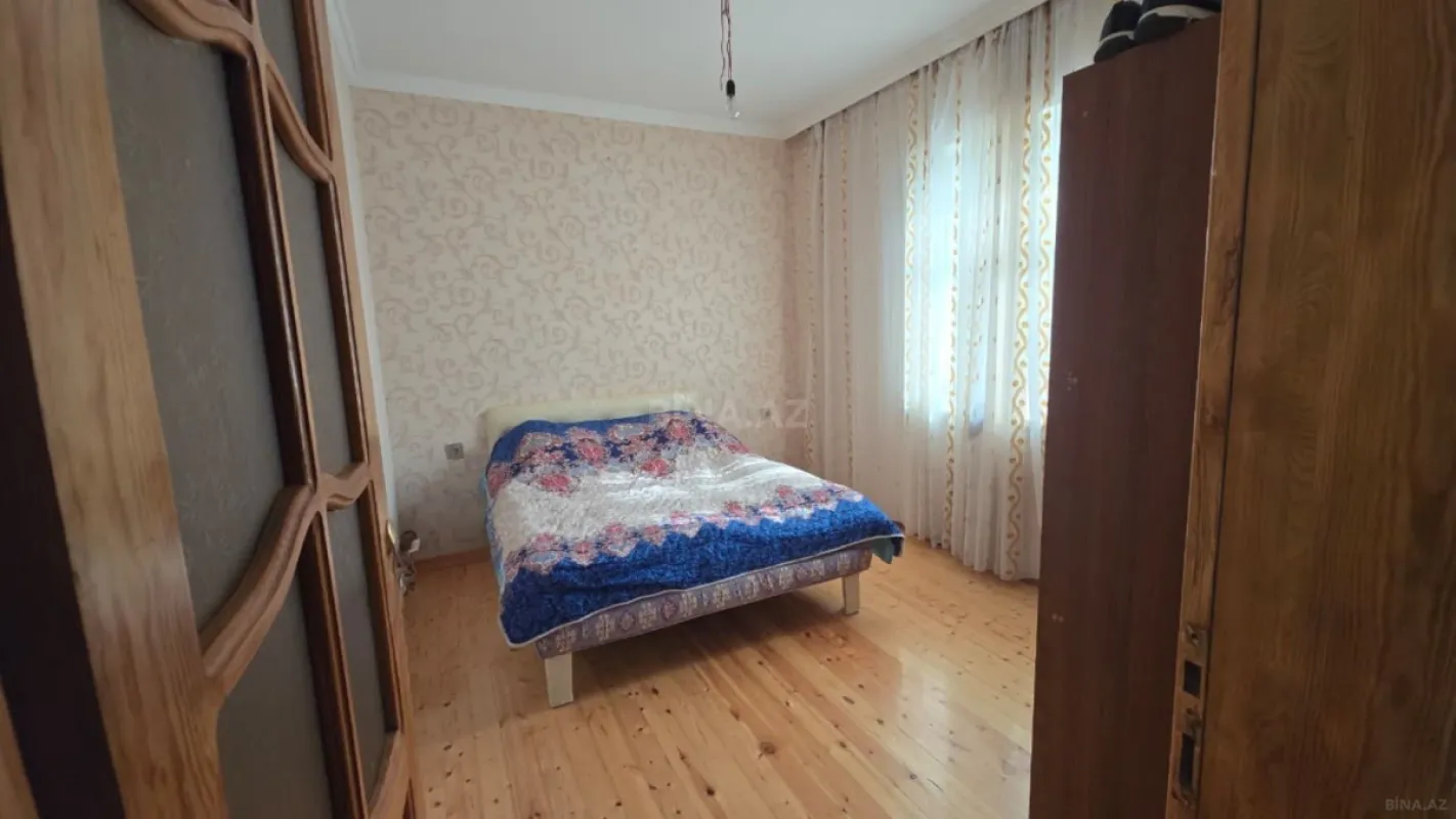 Satılır 4 otaqlı həyət evi 120 m²