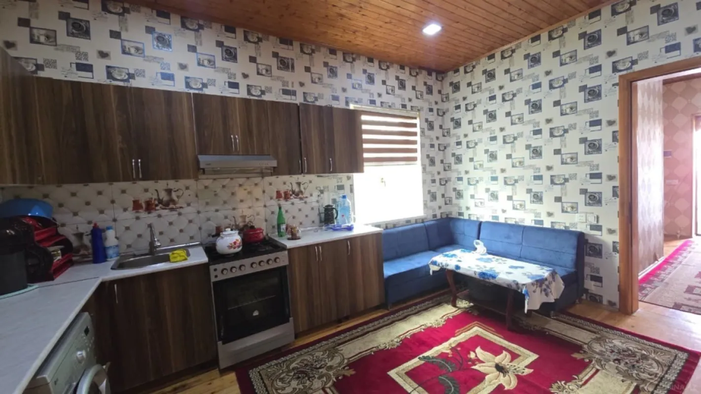 Satılır 4 otaqlı həyət evi 120 m²