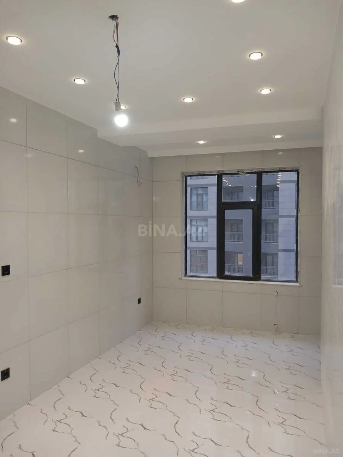 Satılır 2 otaqlı mənzil 80 m²