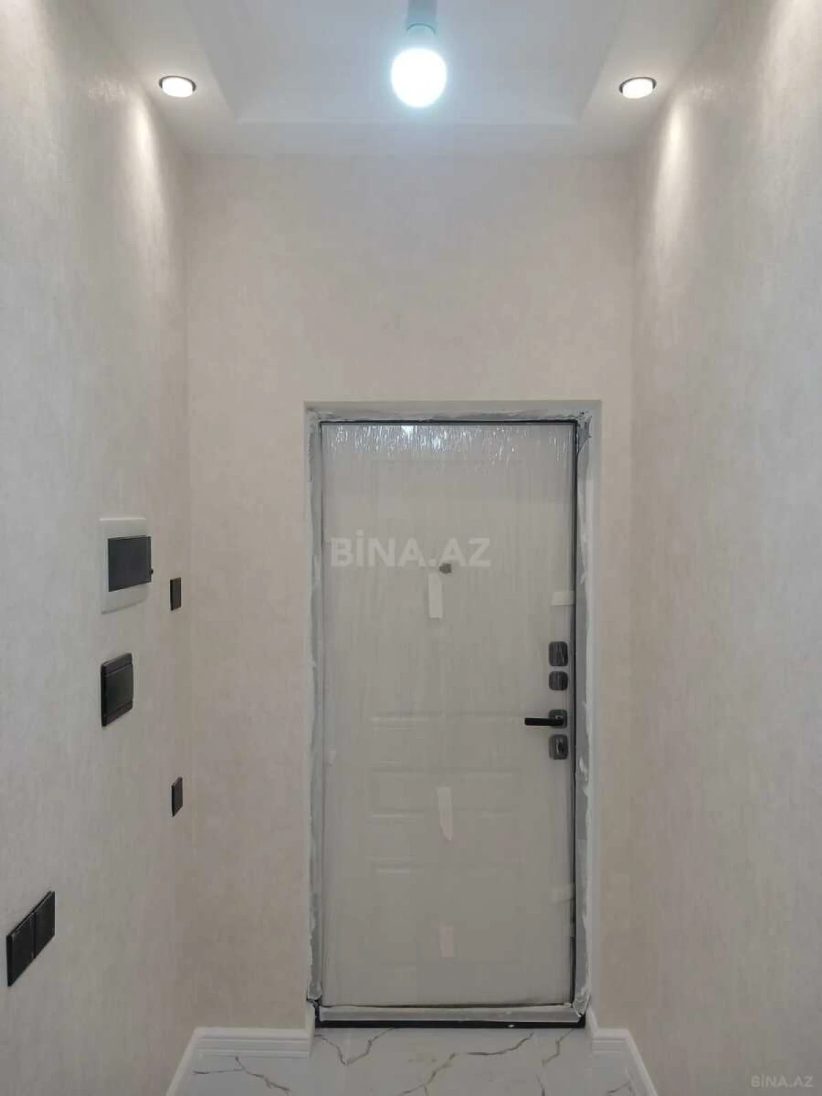 Satılır 2 otaqlı mənzil 80 m²