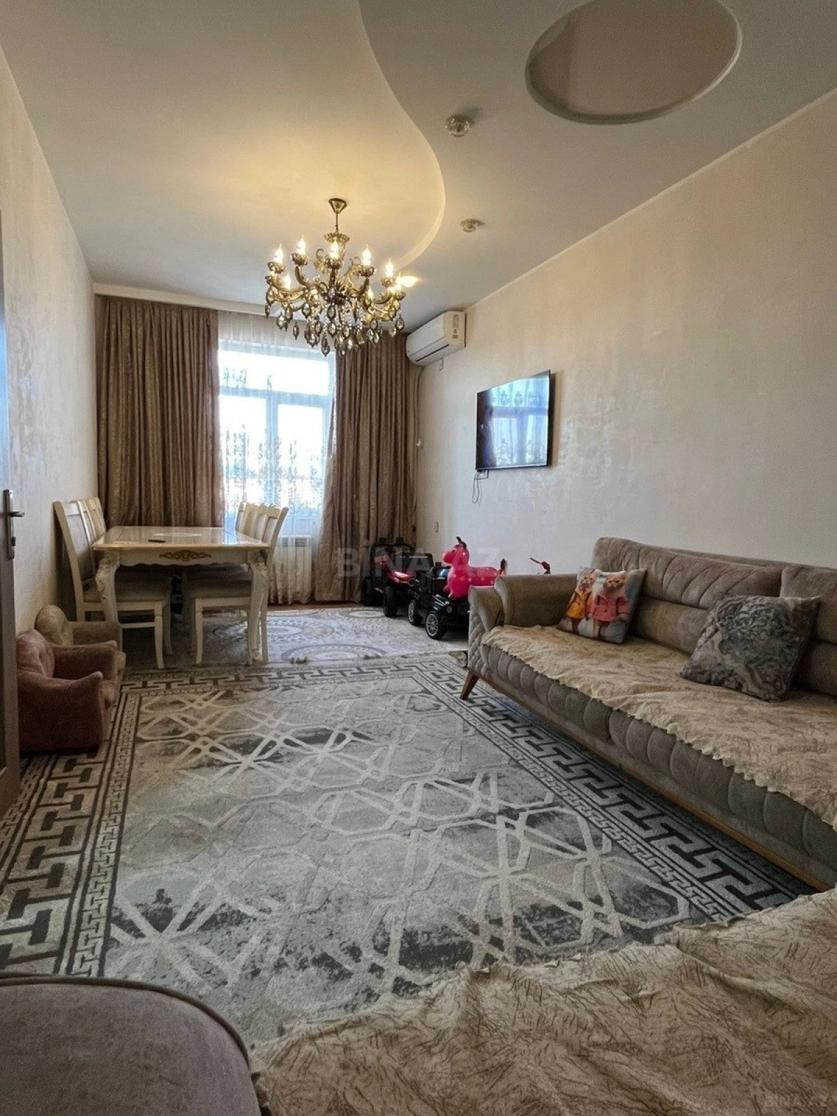 Satılır 2 otaqlı mənzil 65 m²