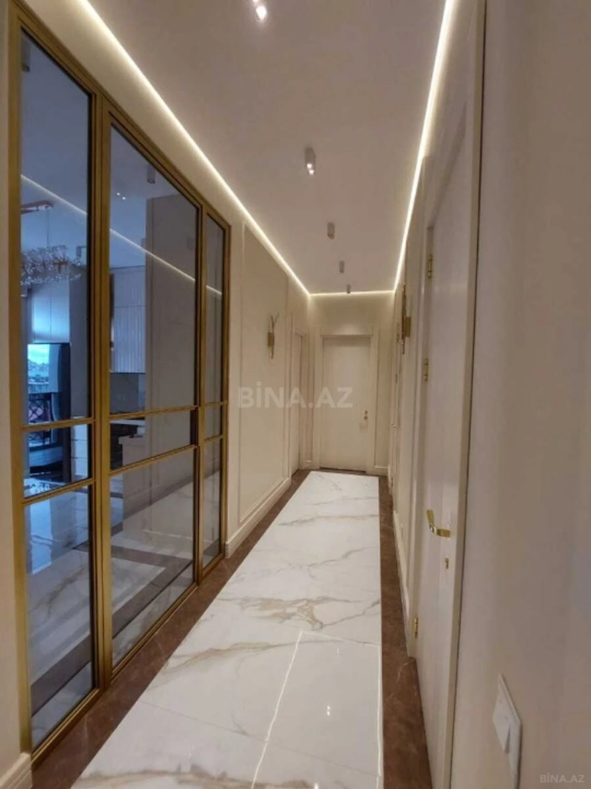 Satılır 3 otaqlı mənzil 90 m²