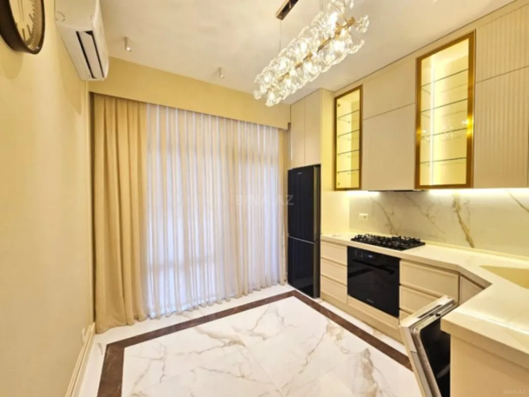 Satılır 3 otaqlı mənzil 90 m²