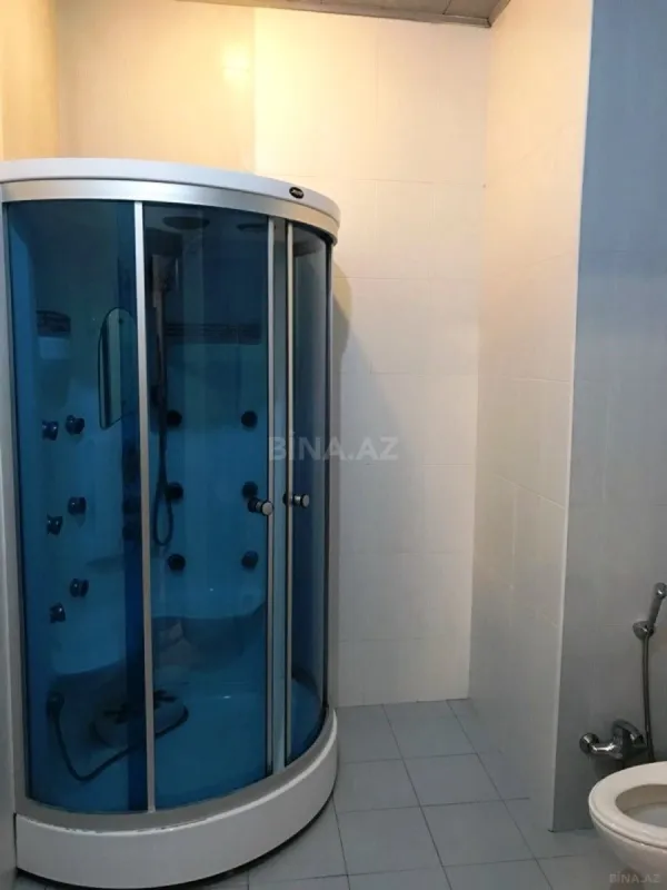 Satılır 3 otaqlı mənzil 144 m²