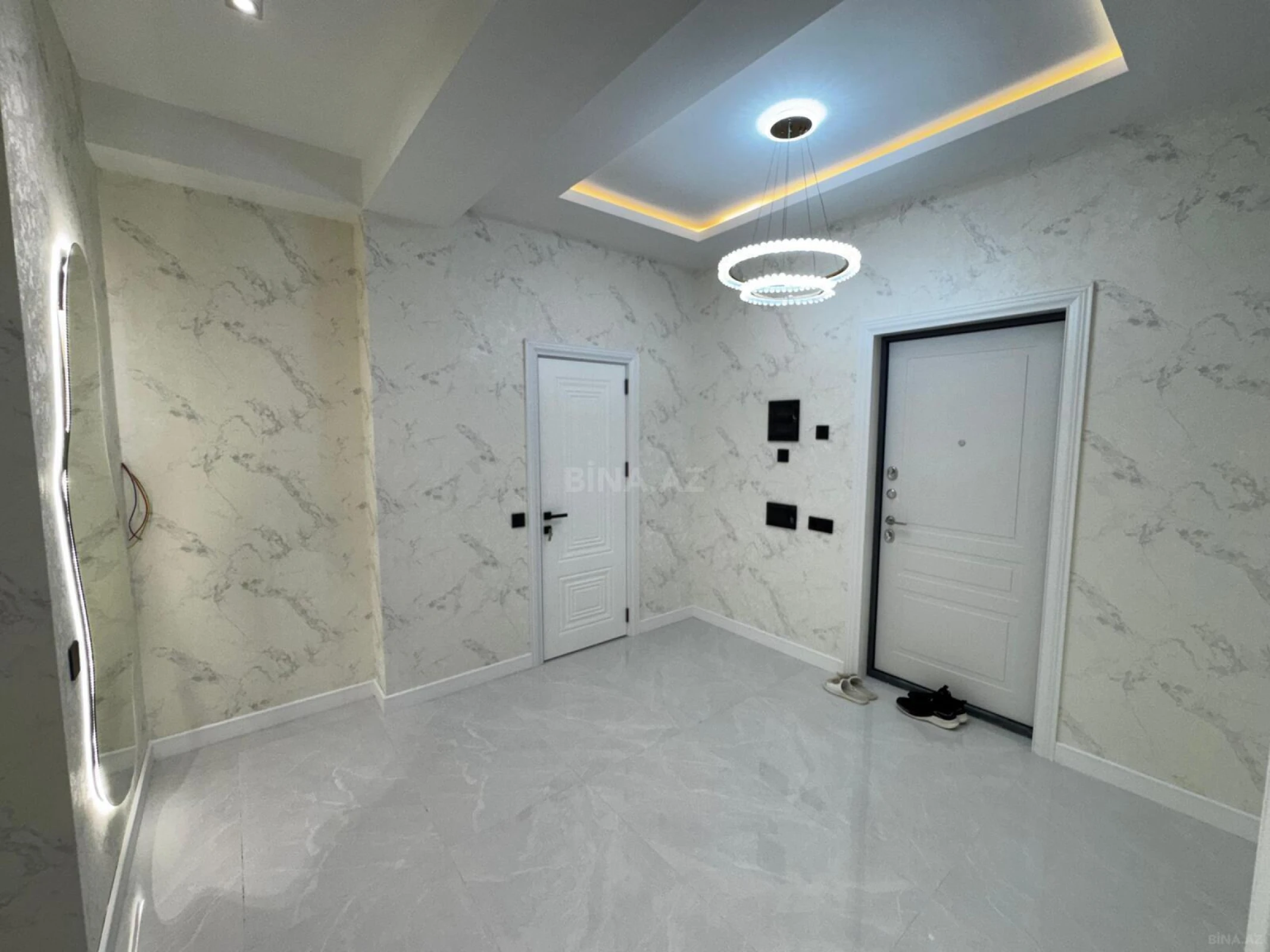 Satılır 2 otaqlı mənzil 65 m²
