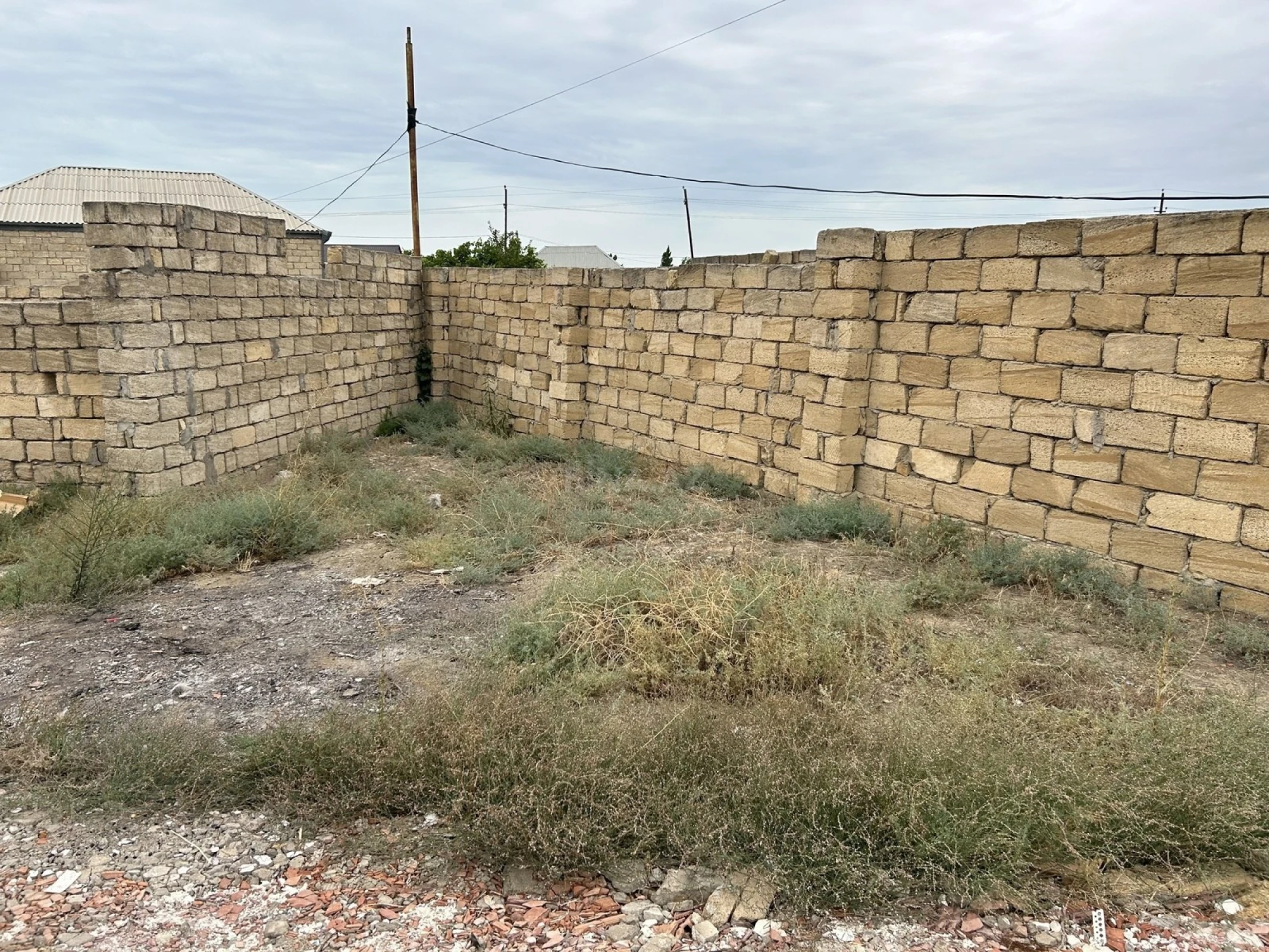 Satılır torpaq sahəsi 1.5 m²