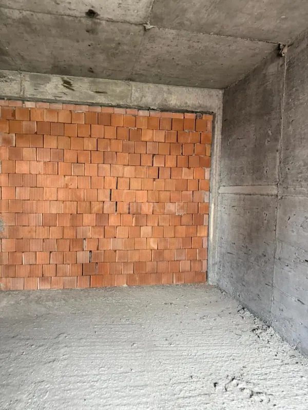 Satılır 3 otaqlı mənzil 113 m²