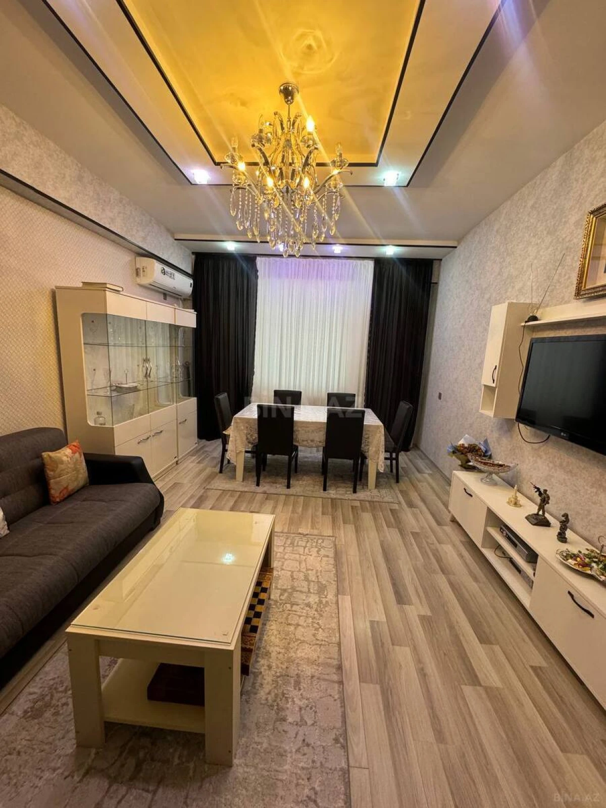 Satılır 4 otaqlı mənzil 100 m²