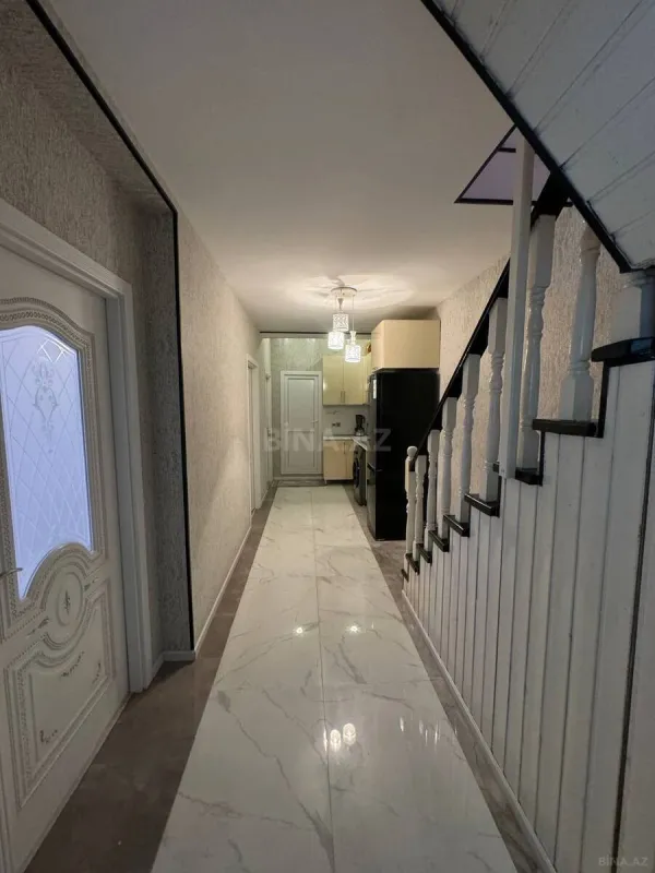 Satılır 4 otaqlı mənzil 100 m²