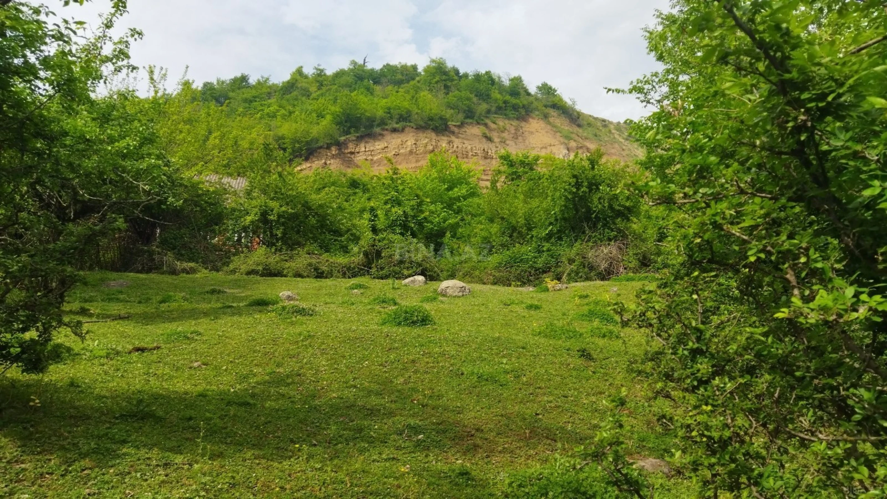 Satılır torpaq sahəsi 40 m²