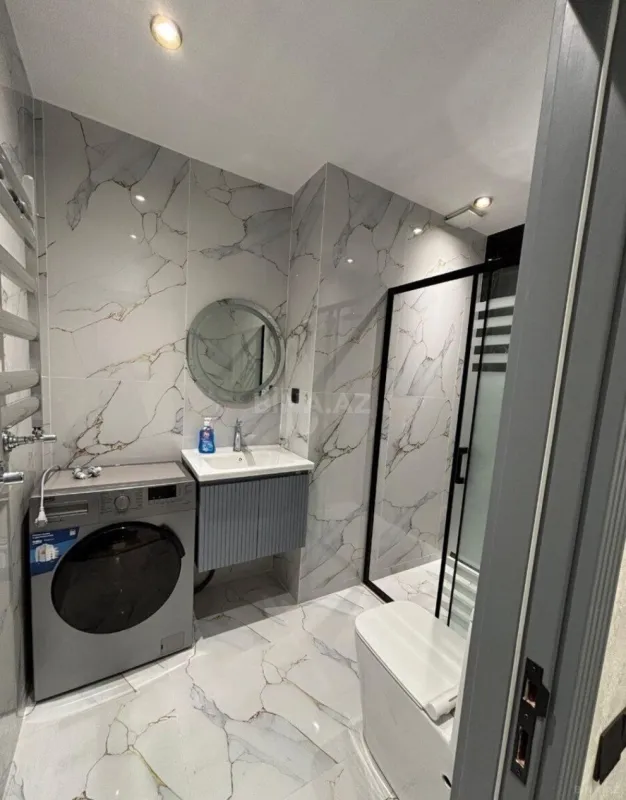 Kirayə verilir 2 otaqlı mənzil 55 m²