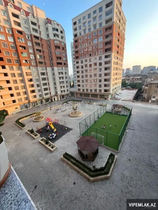 Kirayə verilir 3 otaqlı mənzil 97 m²