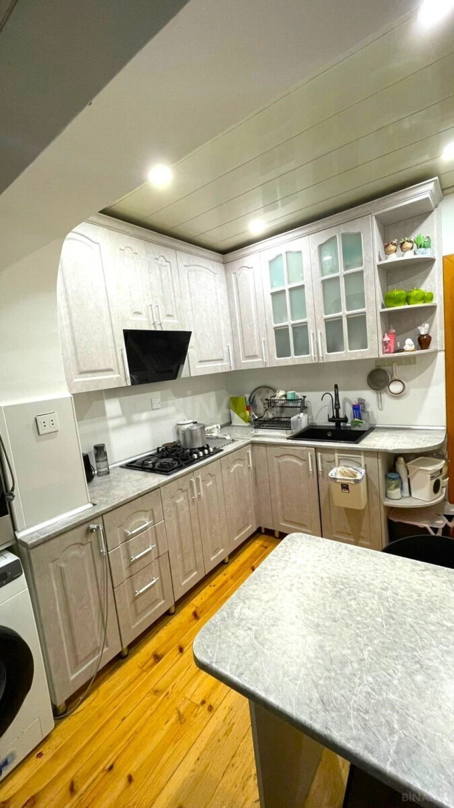 Satılır 3 otaqlı mənzil 75 m²