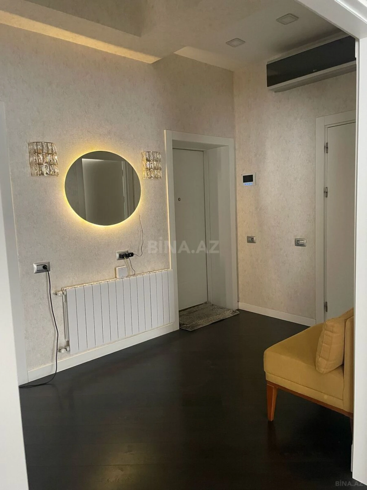 Kirayə verilir 3 otaqlı mənzil 155 m²