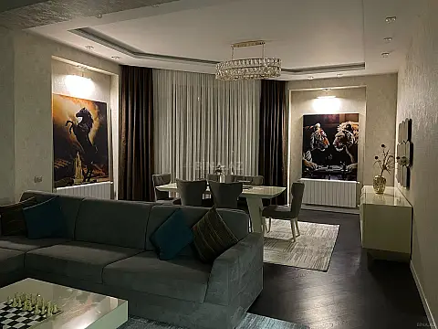 Kirayə verilir 3 otaqlı mənzil 155 m² — Bakı 3 otaq 155.00 m²