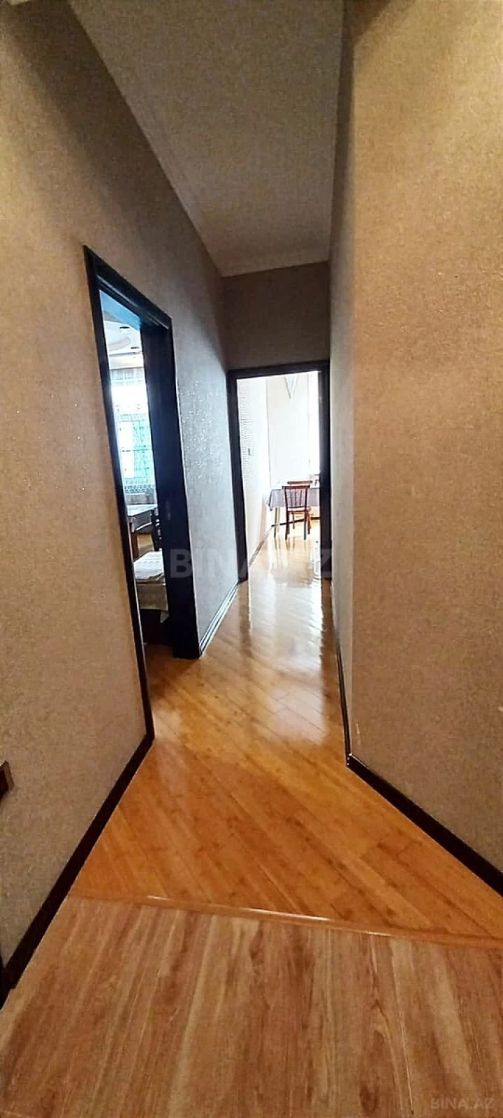 Satılır 2 otaqlı mənzil 65 m²