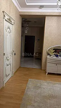 Satılır 3 otaqlı mənzil 152 m²