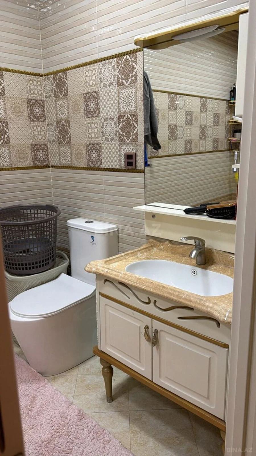 Satılır 3 otaqlı mənzil 152 m²