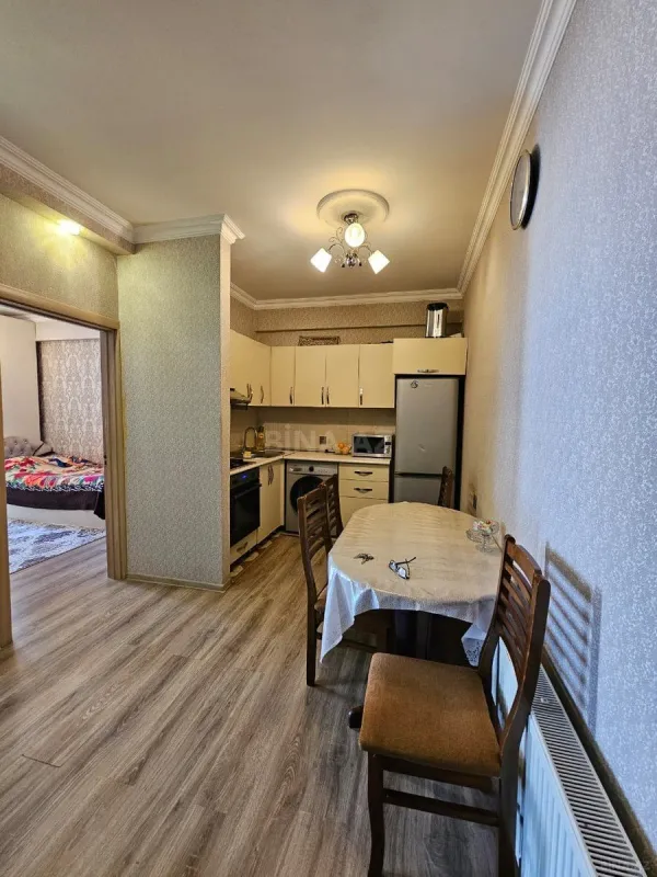 Satılır 2 otaqlı mənzil 64 m²