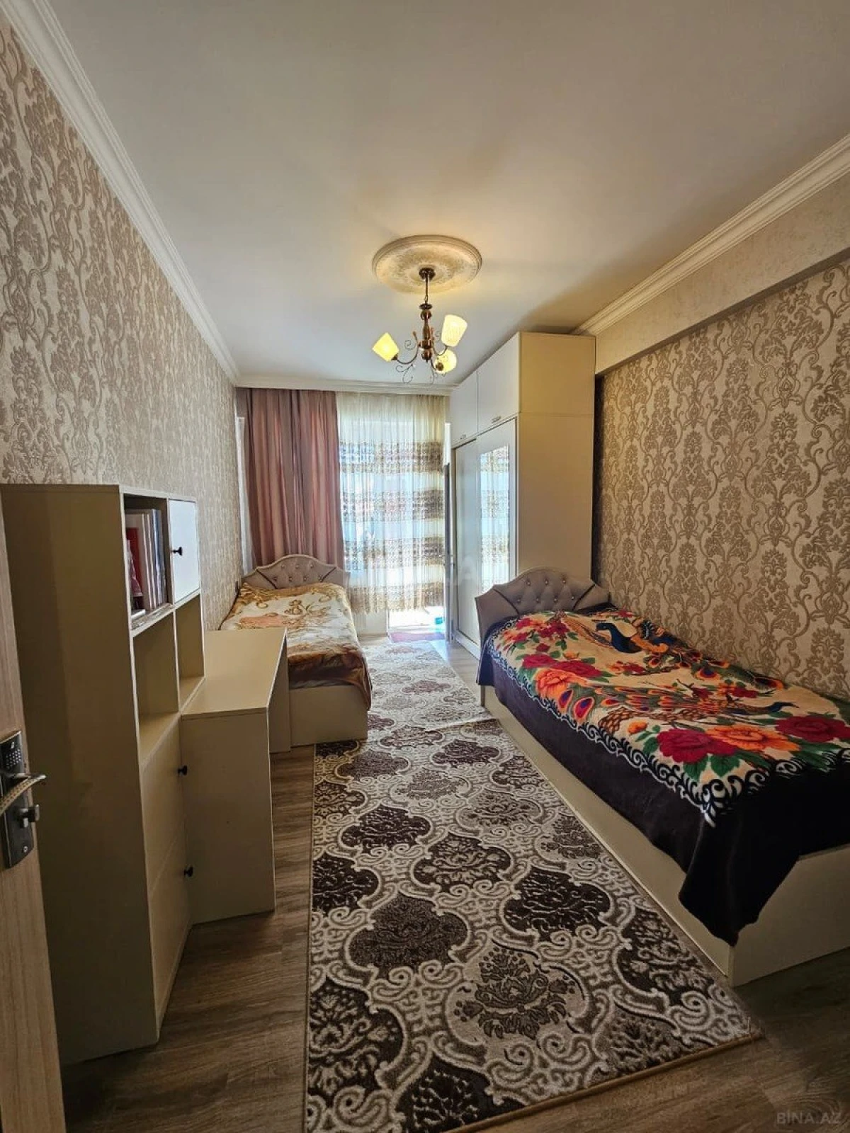 Satılır 2 otaqlı mənzil 64 m²