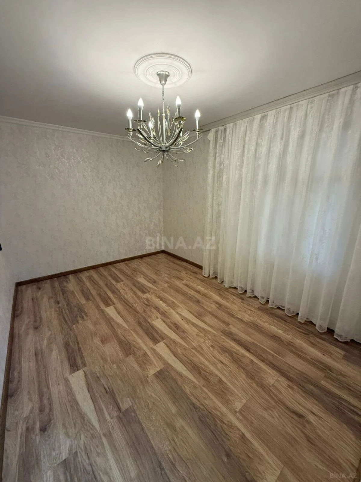 Satılır 3 otaqlı mənzil 72 m²