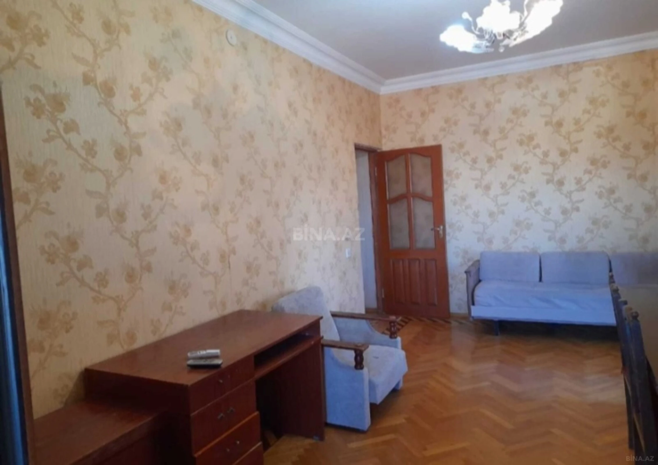 Kirayə verilir 2 otaqlı mənzil 60 m²