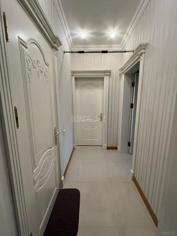 Satılır 4 otaqlı həyət evi 200 m²