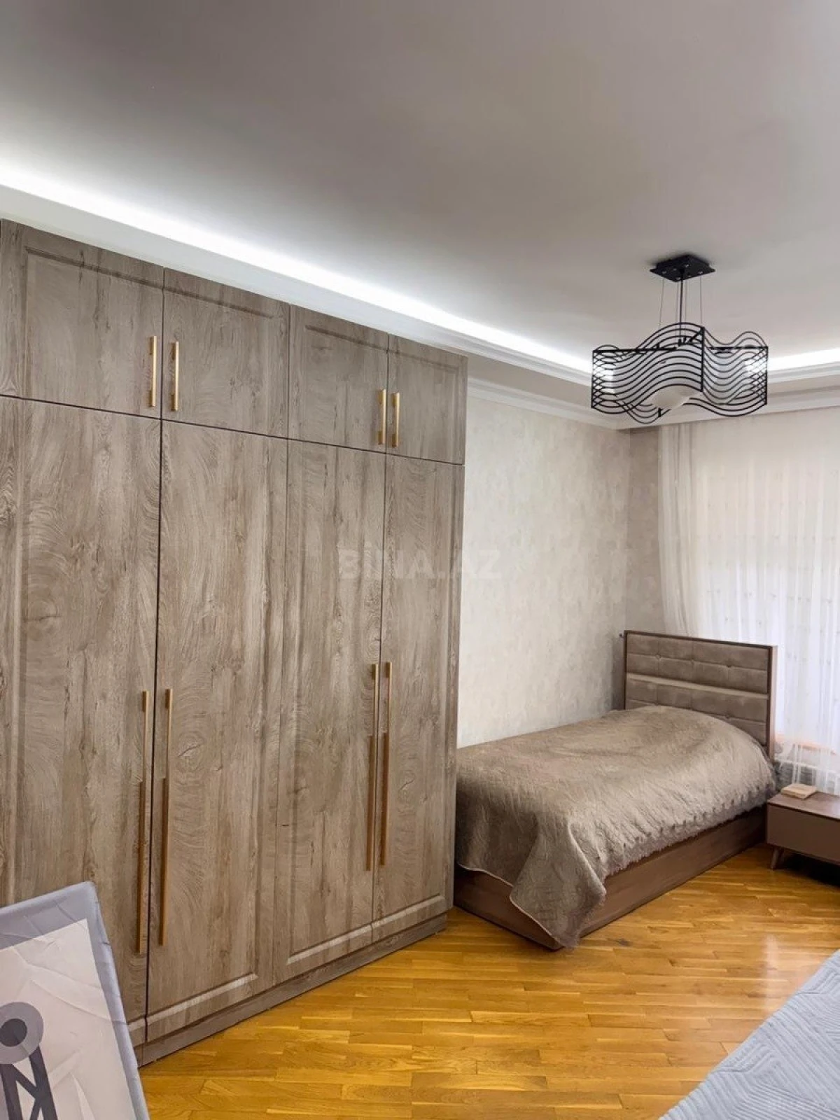 Satılır 4 otaqlı mənzil 85 m²
