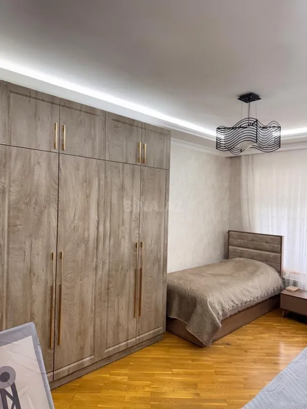 Satılır 4 otaqlı mənzil 85 m²
