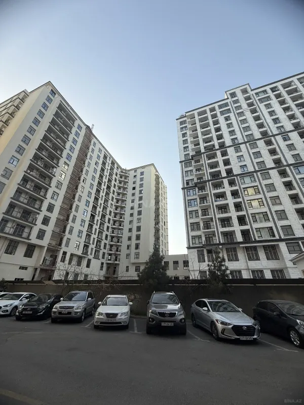 Satılır 2 otaqlı mənzil 85 m²