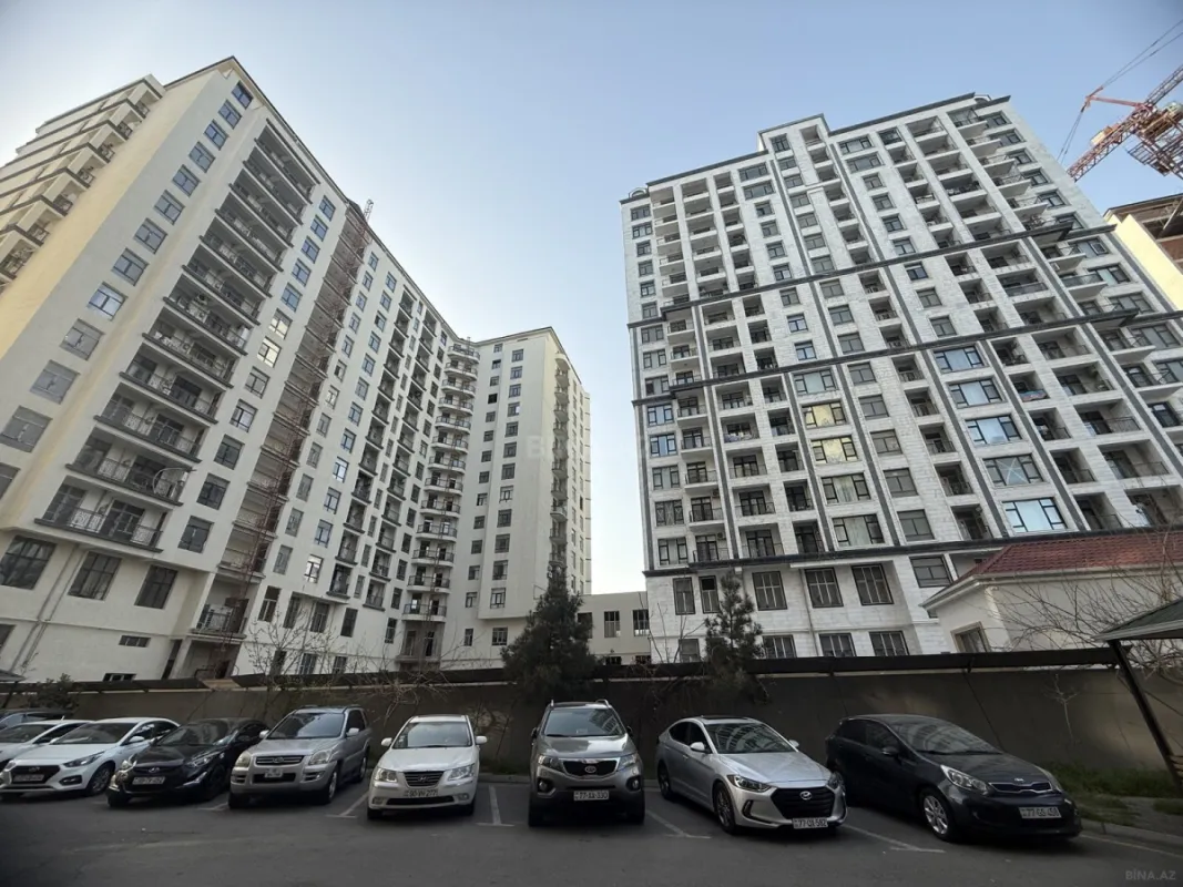 Satılır 2 otaqlı mənzil 85 m²