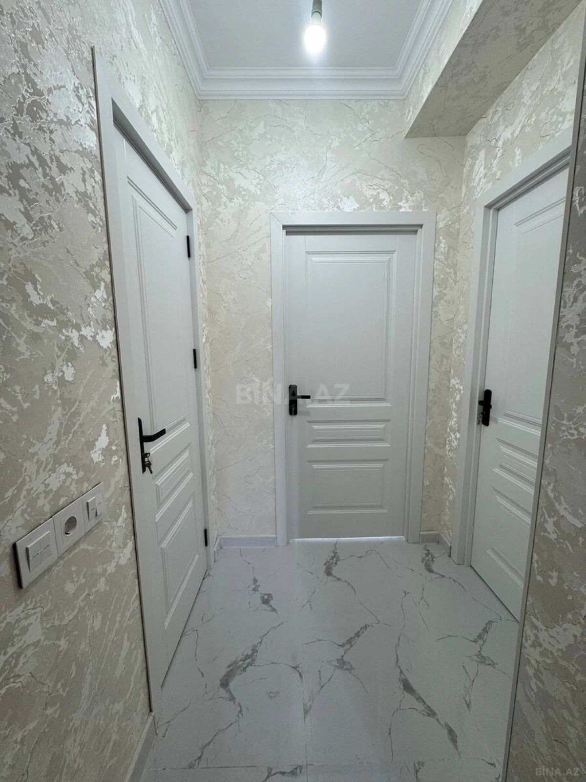 Satılır 2 otaqlı mənzil 44 m²