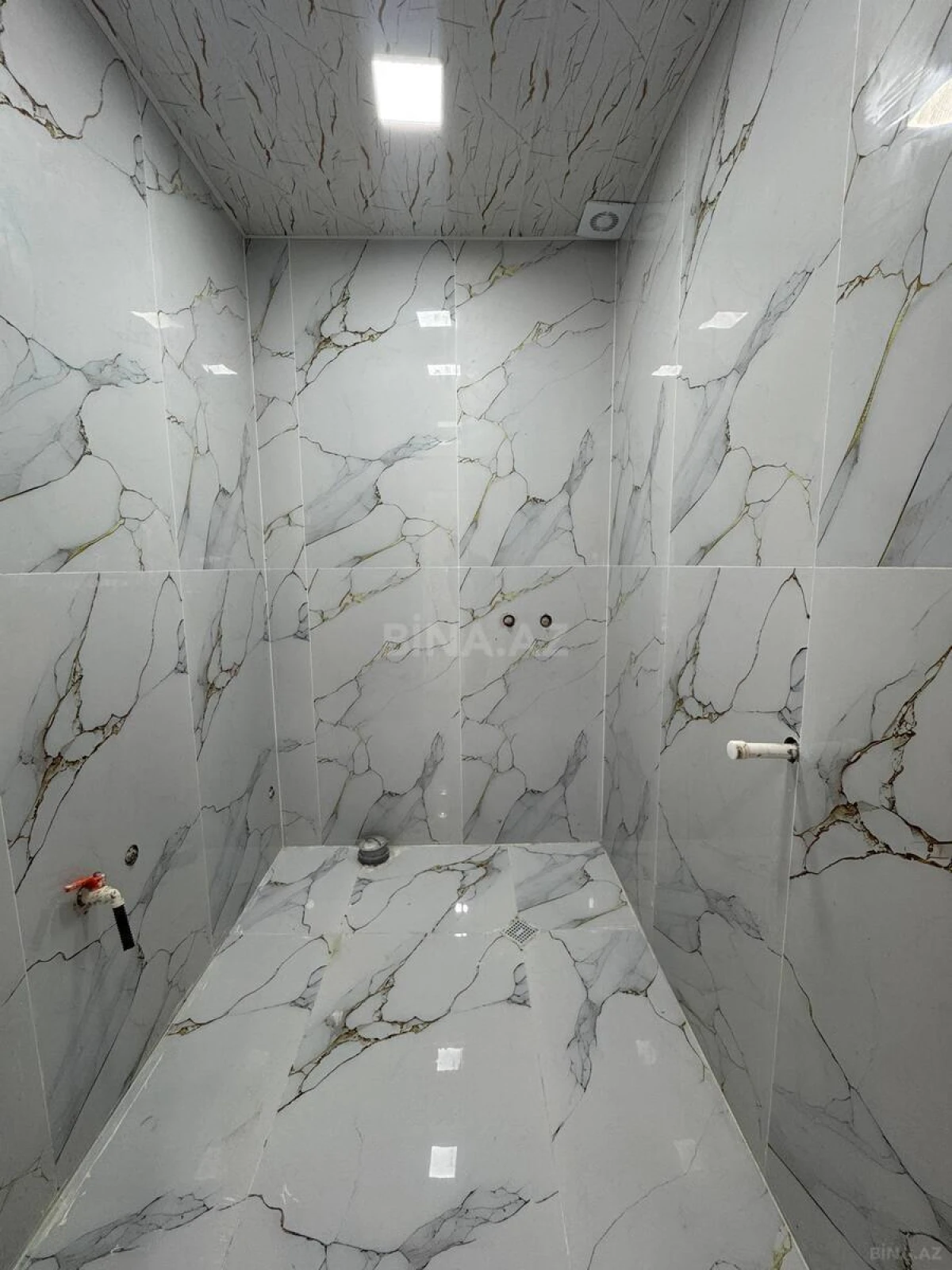 Satılır 2 otaqlı mənzil 44 m²