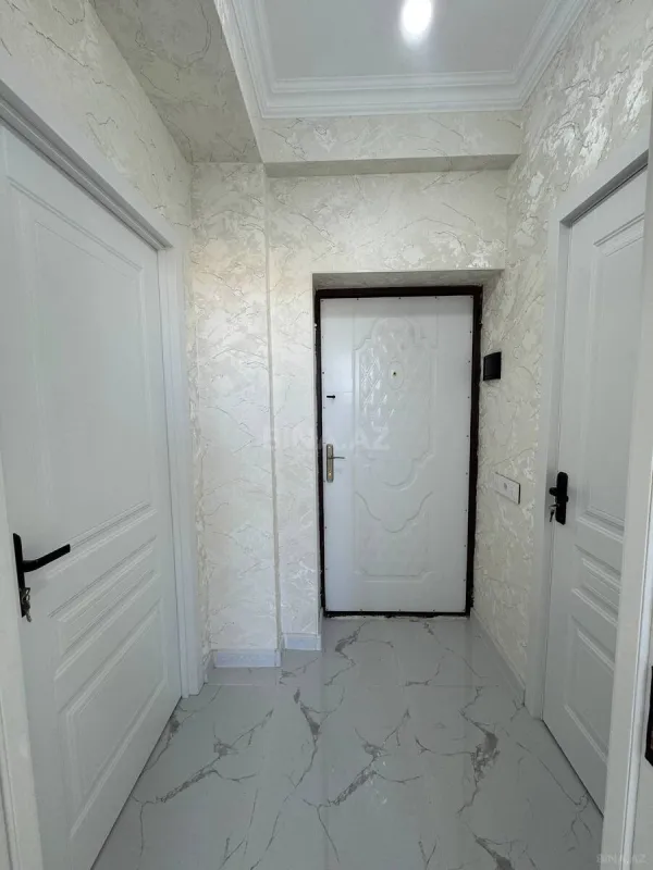 Satılır 2 otaqlı mənzil 44 m²