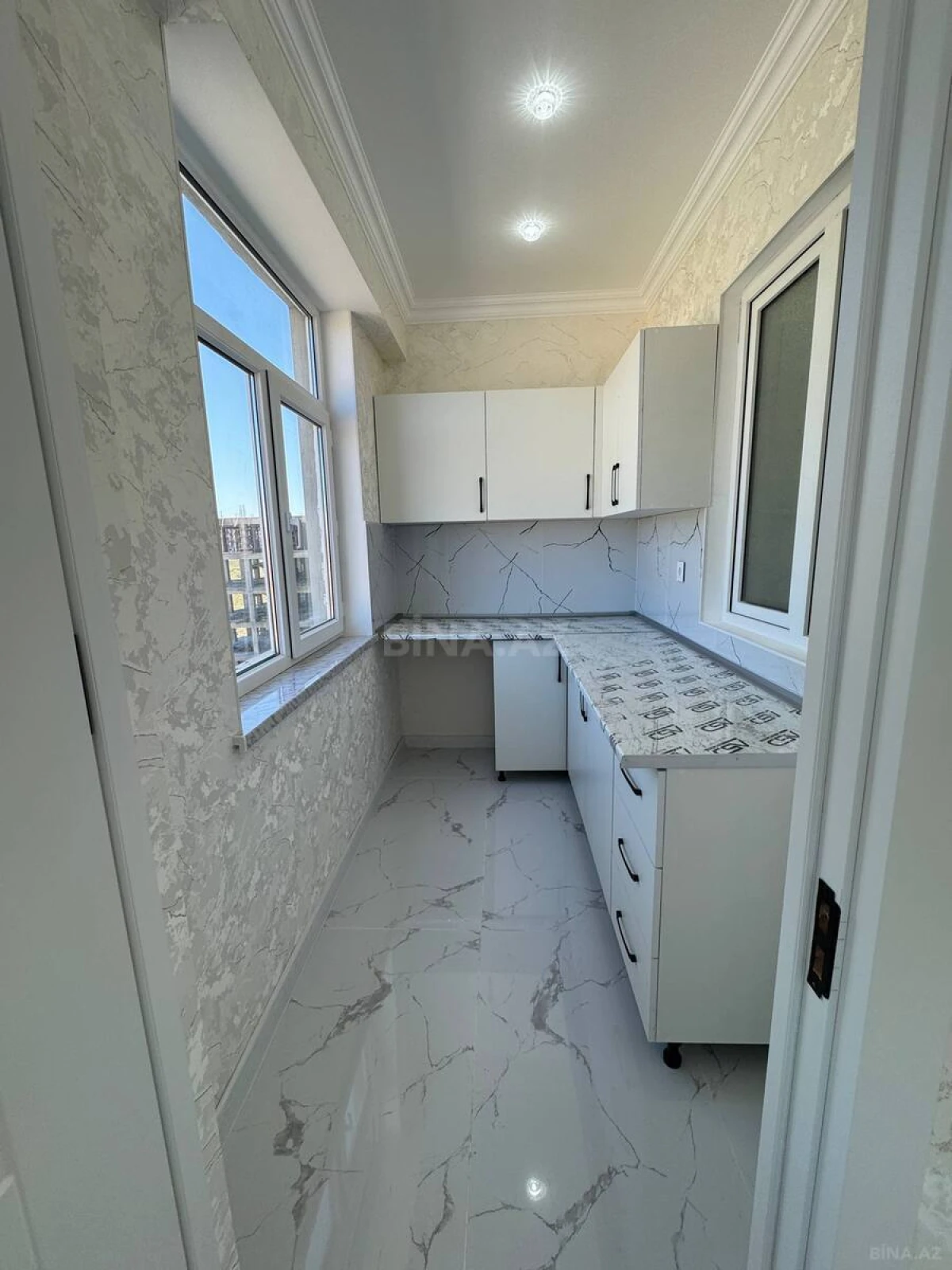 Satılır 2 otaqlı mənzil 44 m²