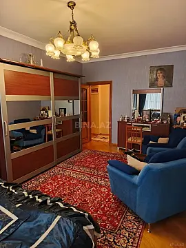 Satılır 3 otaqlı mənzil 106 m²