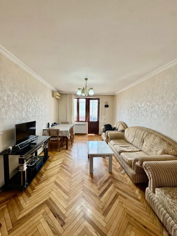 Satılır 2 otaqlı mənzil 48 m²