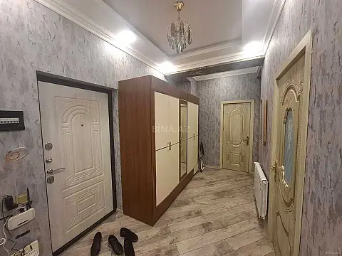 Kirayə verilir 2 otaqlı mənzil 90 m²
