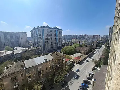 Kirayə verilir 2 otaqlı mənzil 90 m²