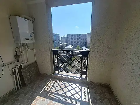 Kirayə verilir 2 otaqlı mənzil 90 m²