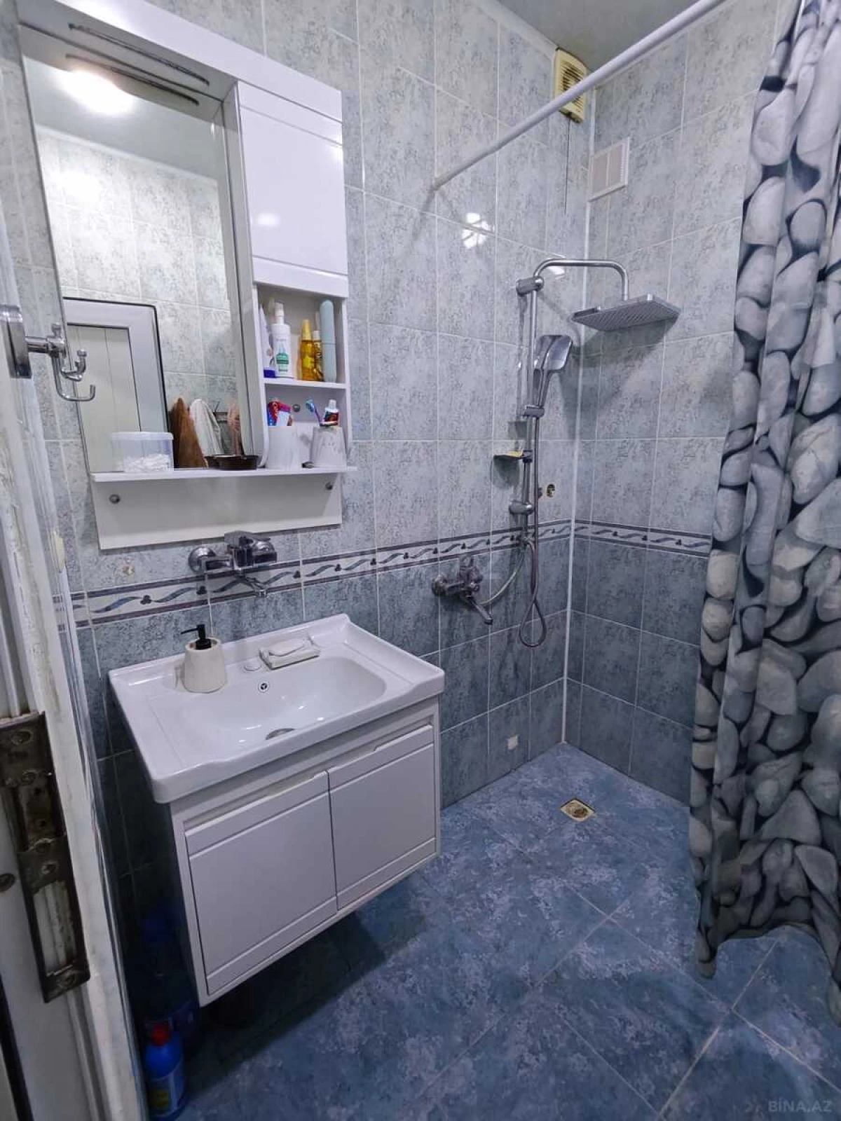 Satılır 3 otaqlı mənzil 70 m²